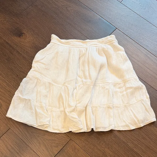 Hollister Tiered White/Cream Pull On Skirt Size Medium C3-004 - Image 5