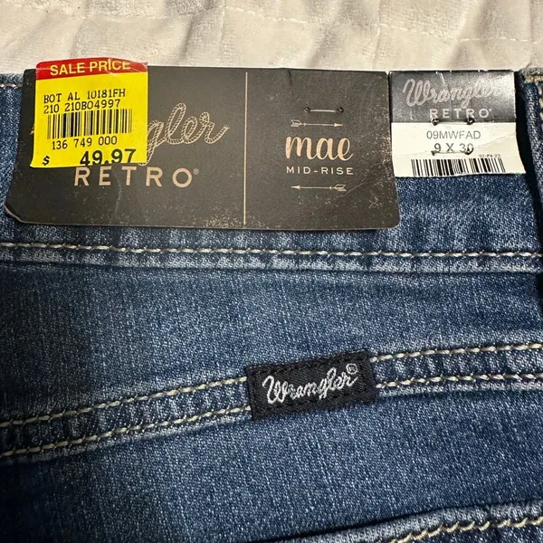 Wrangler Retro Mae Mid-Rise Flare Leg Jeans Women's Size 9 30" Western NWT - Image 5