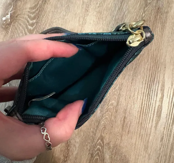 Emerald Snake Wristlet - Image 6