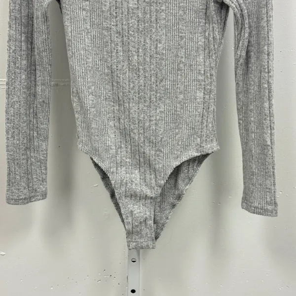 NWT Cider Grey Ribbed Long Sleeve Cutout Bodysuit XS Heather Gray Snap Closure‎ - Image 4