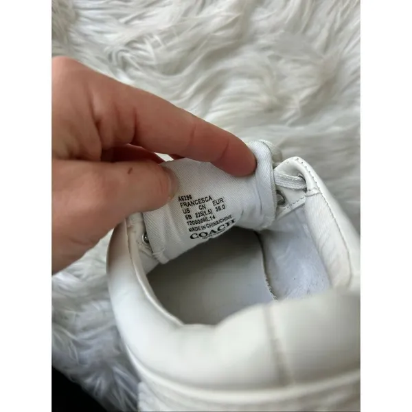 Coach white Francesca sneaker size 5B - Image 4