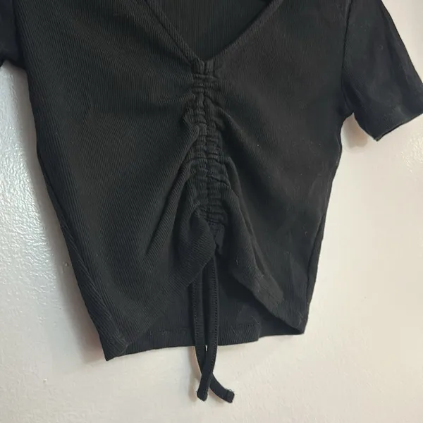 MOVING SALE Zara Black Crop Front Ruched T-Shirt - Image 5