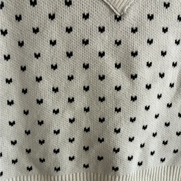 Free People Easy Street Heart Pattern V Neck Cropped Knit Sweater Vest White M - Image 11