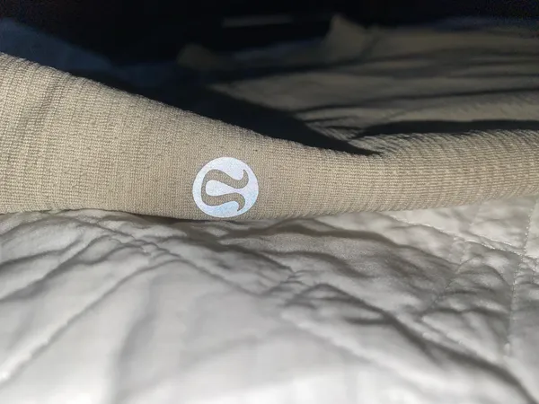 Lululemon Cropped Swiftly Tech - Image 4