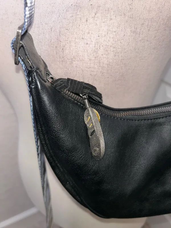 Montana West Crescent Crossbody Purse Bag Size OS - Image 7
