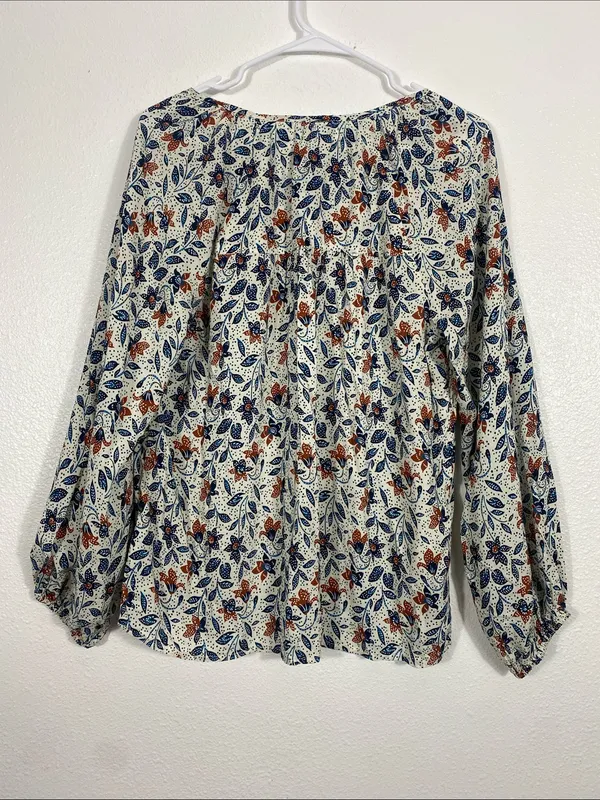 Velvet by Graham & Spencer White Floral V-Neck Blouse with Blue & Brown Accents - Image 6