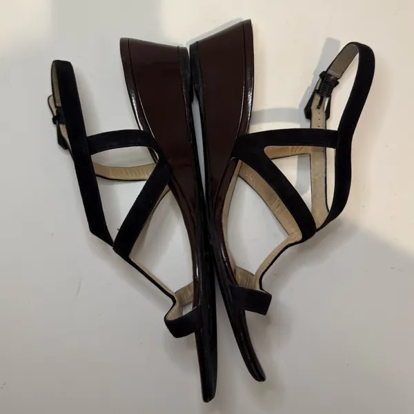 Jimmy Choo Wedge Sandals Black Suede and Chocolate Brown Patent Leather EU 39 - Image 6