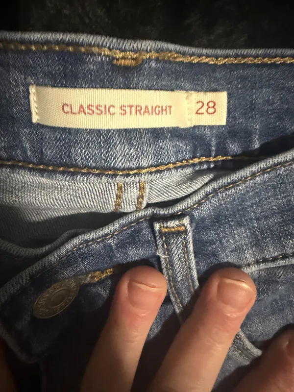Levi’s Classic Straight Mid Rise Jeans Size 28. Inseam 30in. - Image 5