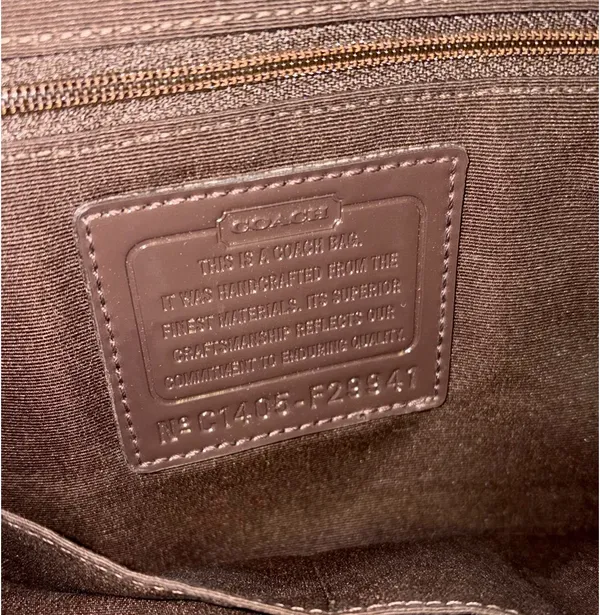 Vintage Coach Shoulder Bag - Image 3