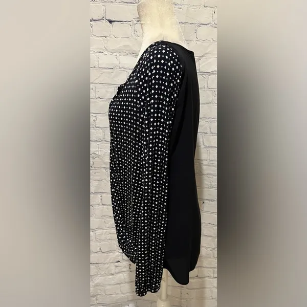 Ann Taylor Polka Dot Front Navy Back Long Sleeve Blouse Size Medium - Image 2