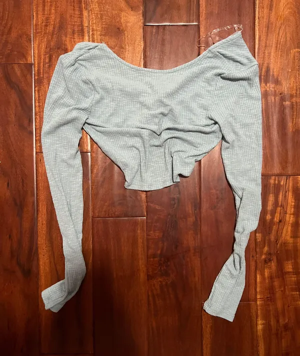 Aeropostale Green shirt - Image 2