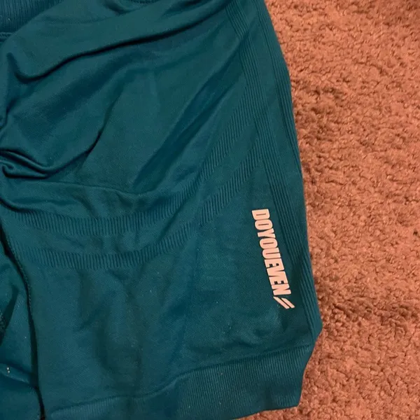 Doyoueven scrunch shorts xs‎ - Image 5
