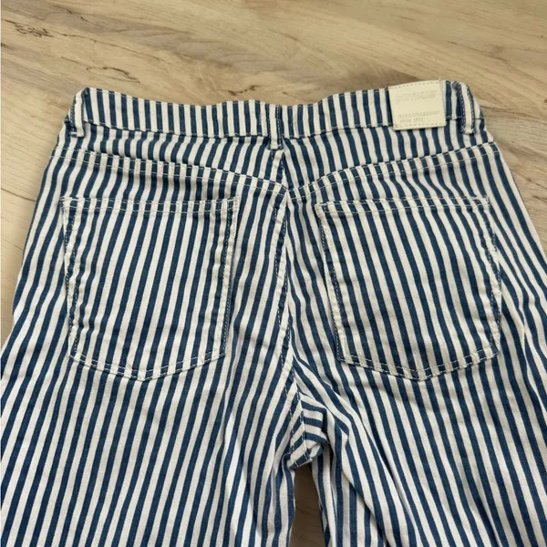 Pimkie Striped Straight Leg Jeans - Blue and White - Image 3