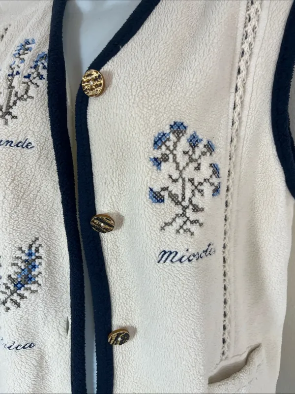 Cream Sleeveless Floral Knit Vest with Navy Trim - Image 5