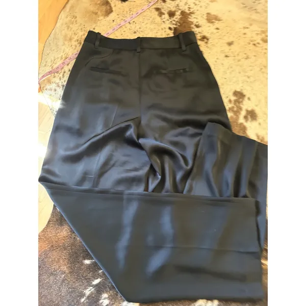 Aritzia The Effortless Pant Satin‎ In Black Size 6 - Image 3