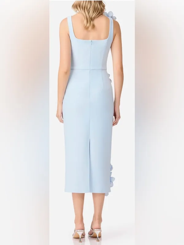 NEW ELLIATT Chantelle 3d floral blue midi Dress sz M - Image 2