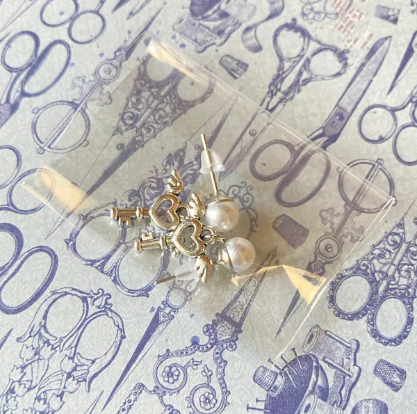 Handmade pearl & angel heart key simple Kawaii y2k fairy dangle earrings - Image 3