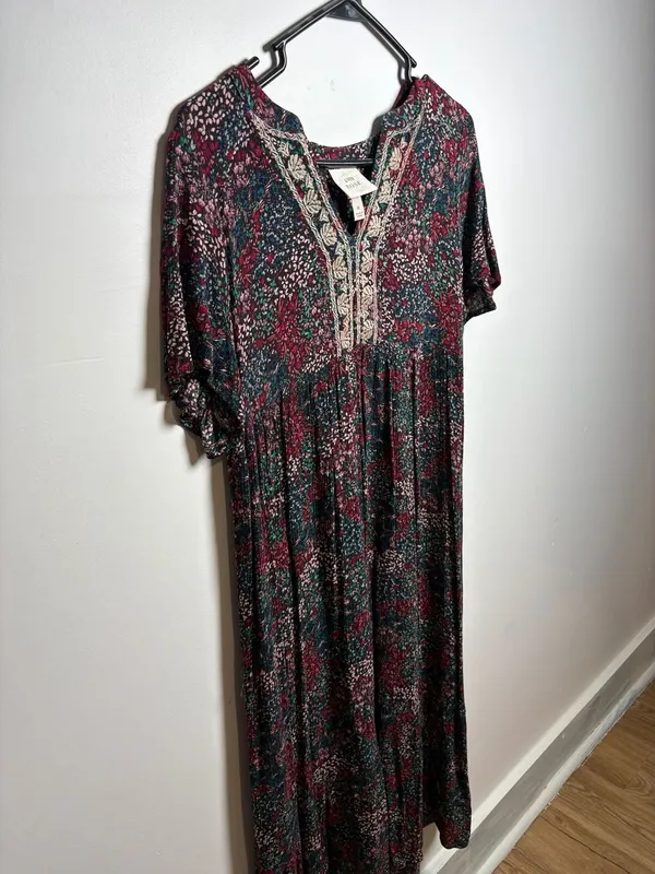Knox Rose Women's Floral Print Midi Dress with‎ Embroidered V-Neck - Image 3