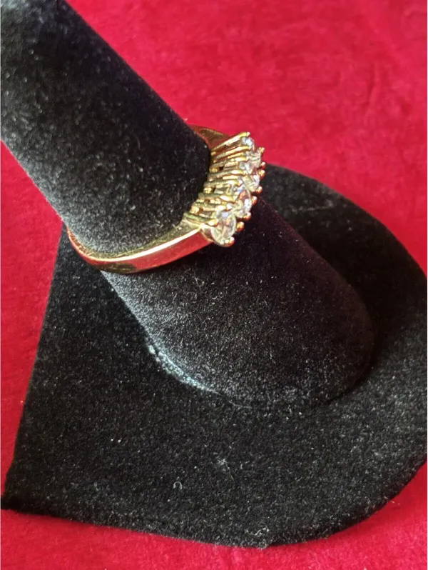 Vintage Gold Tone 4 Stone Faux Diamond Anniversary Band Ring Size 6.5 Stackable - Image 3