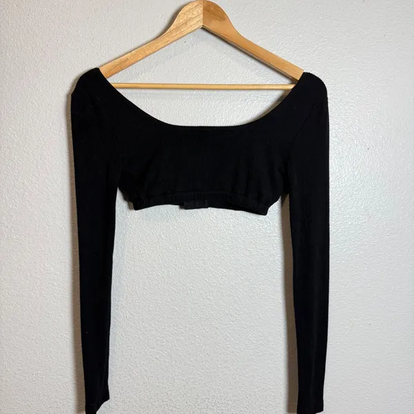 Edikted Black Ribbed Long Sleeve Crop Top Square Neck Button‎ Front XS - Image 6