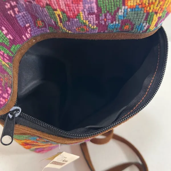Artesanias Utz Kem Guatemala EMBROIDERED HUIPIL Crossbody Bag - Image 5
