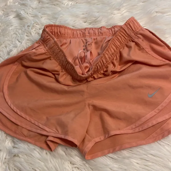 Dri-Fit Nike shorts size S excellent condition - Image 5