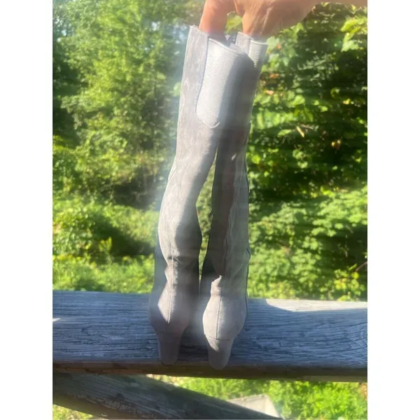 Metaphor Camille Gary Faux Suede Heeled Boots Sz 6.5 - Image 3