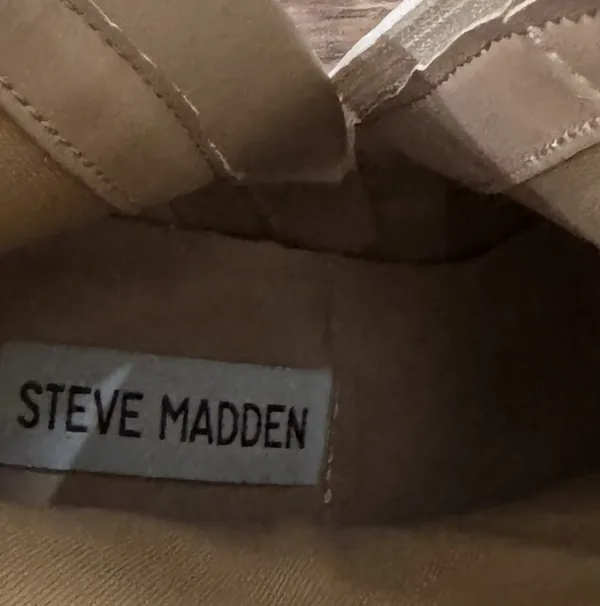 Steve Madden 'Taryn' Nude Patent Square Toe Block Heel Ankle Boots - Image 11