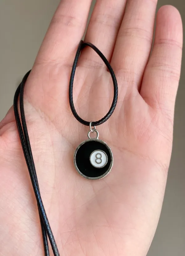 Handmade 8 ball grunge funky unisex simple necklace🎲8️⃣🖤 - Image 3
