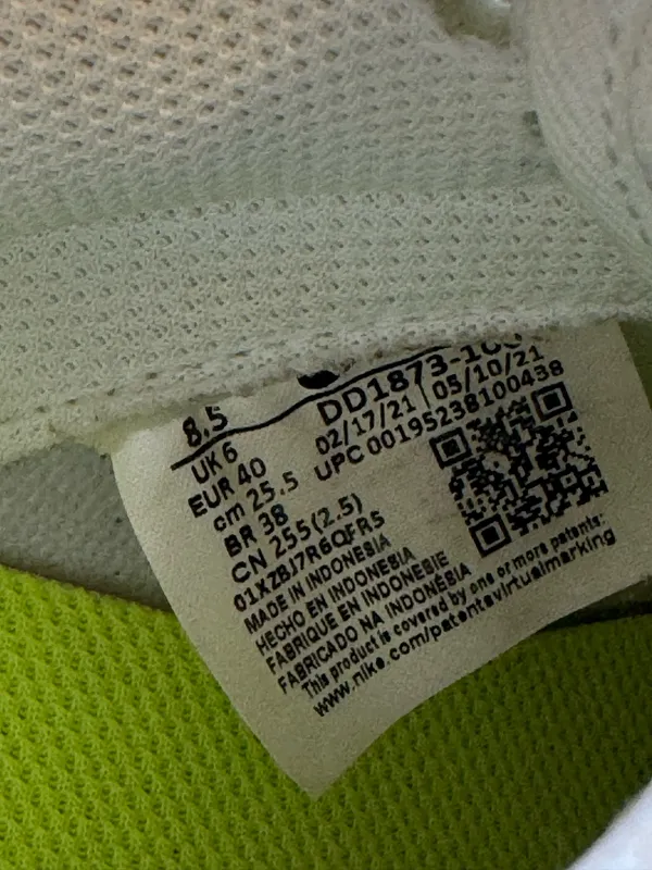 Women’s Nike Dunk - Image 4