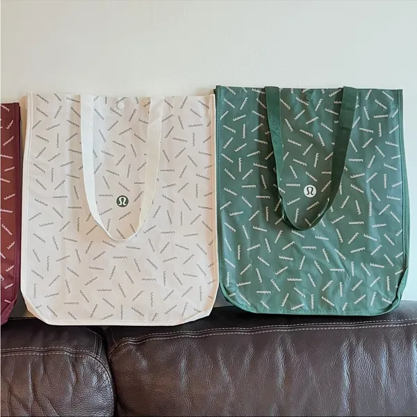 Lululemon Athletica Large Shopping Bag, Color White, NEW - Image 7