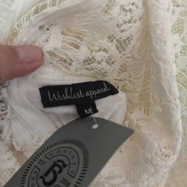 NWT Wishlist Apparel Ivory Lace Party Hi-Low Dress Size‎ M - Image 7