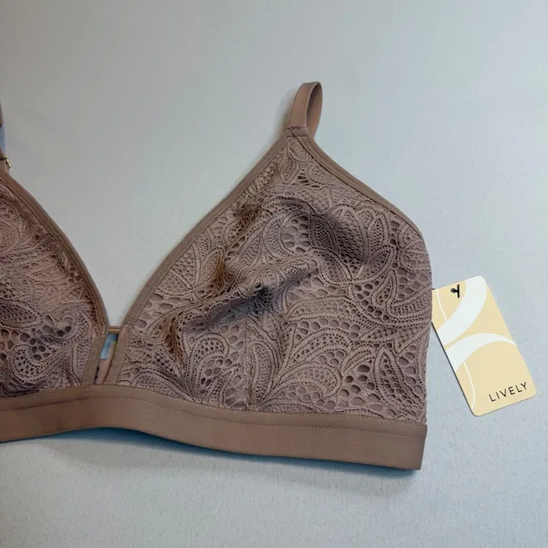 NWT‎ LIVELY Lace Bra Orchid Seamless Triangle Comfort Adjustable Straps Size 3 - Image 6