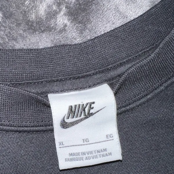 Nike Crewneck Sweatshirt in Black Size XL - Image 3