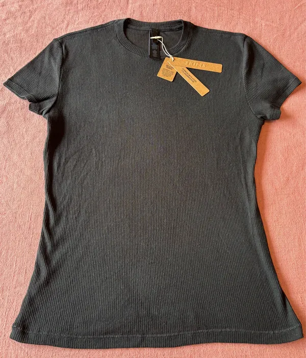 NWT SKIMS Sheer Rib T-Shirt - Image 2