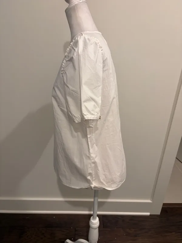 New With Tags JCrew White Poplin Top Sz M - Image 2