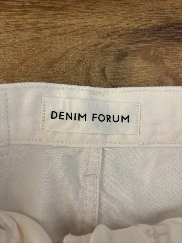 Aritzia Denim Forum The '90s Pencil Maxi Denim Skirt White Women’s - Image 6