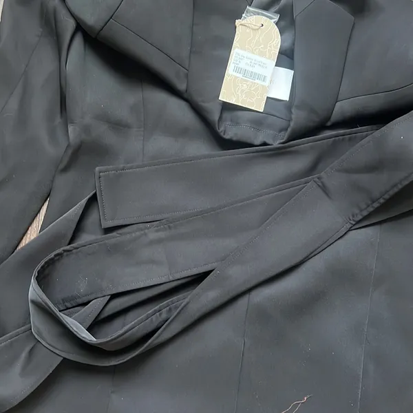 Meshki Arna Oversize Belted Blazer - Image 5