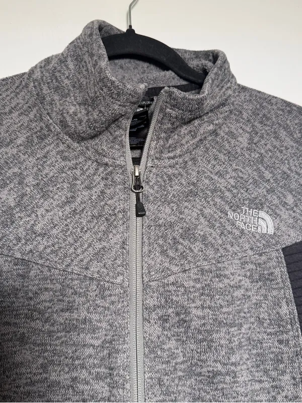 The North Face Grey & Black Fleece Vest Womens Large Outdoor Hiking - Image 2