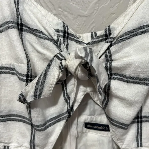 Abercrombie & Fitch White and Black Check Cutout Romper Size 2 - Image 4