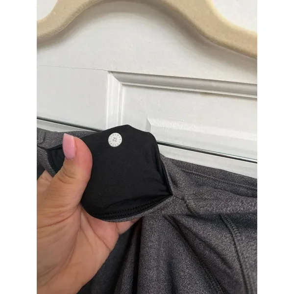 Lululemon Train Times 7/8 Pant *25" Heathered Black women's 12 - Image 4