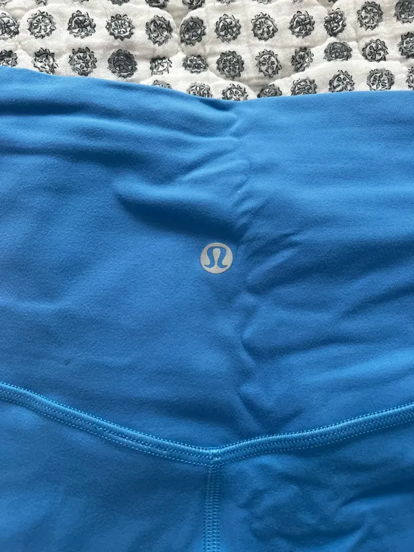 Lululemon Align Shorts 6" 6 - Image 3