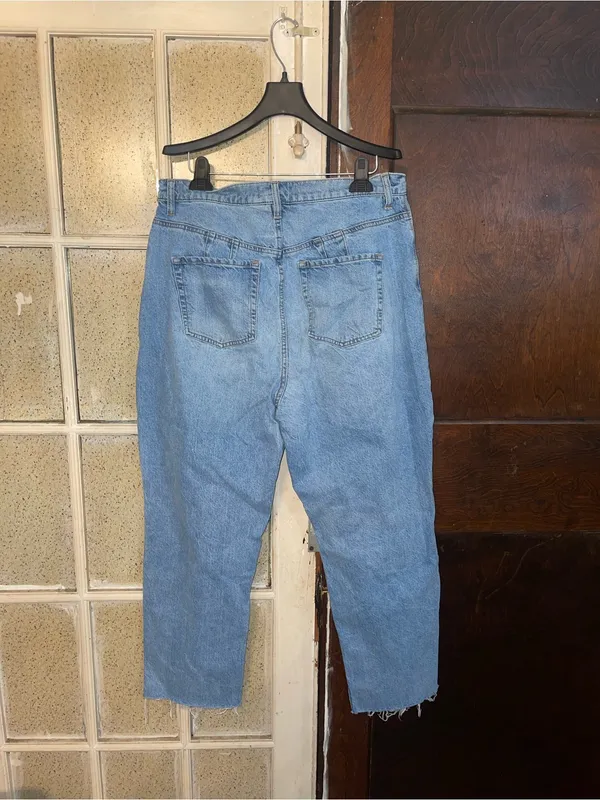 We the Free Free People Curvy Jeans - Sz 34 - Image 2
