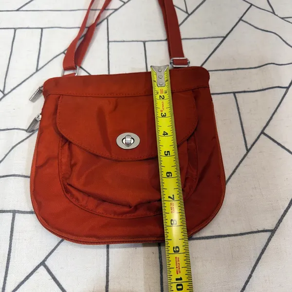 Baggallini‎ Crossbody Bag Small Orange Nylon Turn-Lock Pocket Adjustable Strap - Image 2