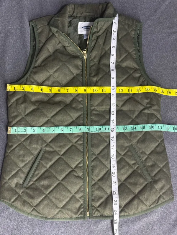 Old Navy Army Green Puffer Vest Women Size XS/TP Quilt Full Zip Pockets Preppy - Image 4