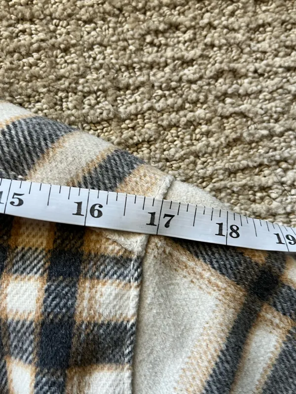 Old Navy Neutral Plaid Shirt Jacket Shacket Cream Tan Women’s Small - Image 5