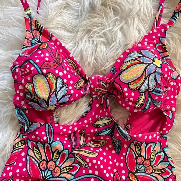 Tabitha Brown x Target Pink Floral One Piece Cutout Swimsuit Swim Suit XXS new - Image 2
