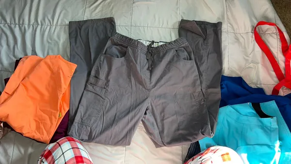 Cargo Scrub Pants Size M - Image 3