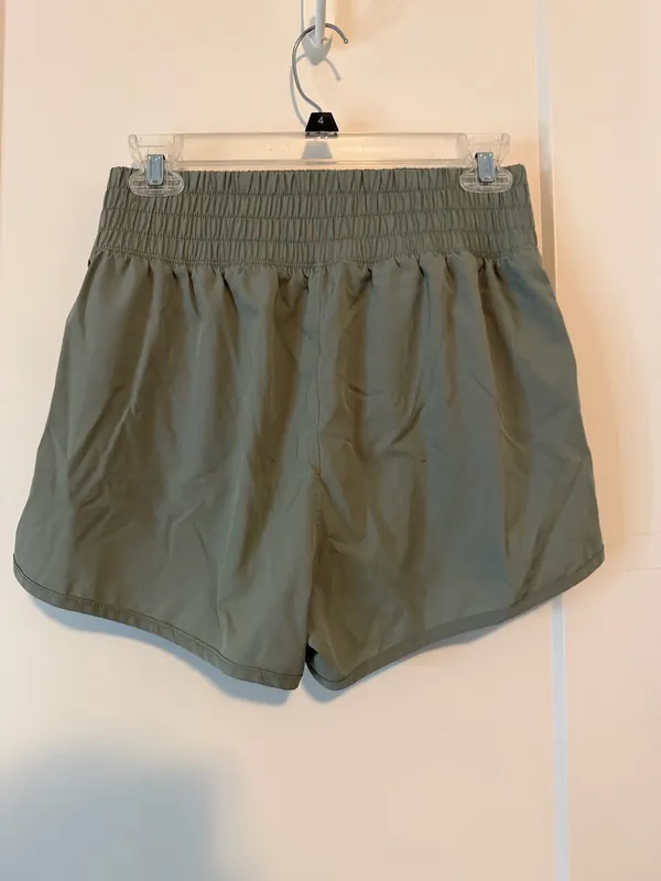 GAP Olive Green Athletic Shorts – Small - Image 2