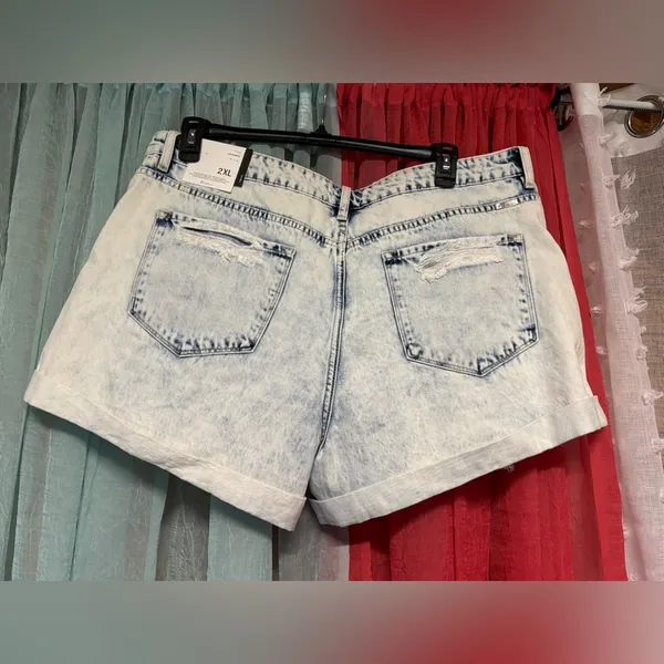 Kancan Light Blue Distressed Denim Shorts Size 2X - Image 2